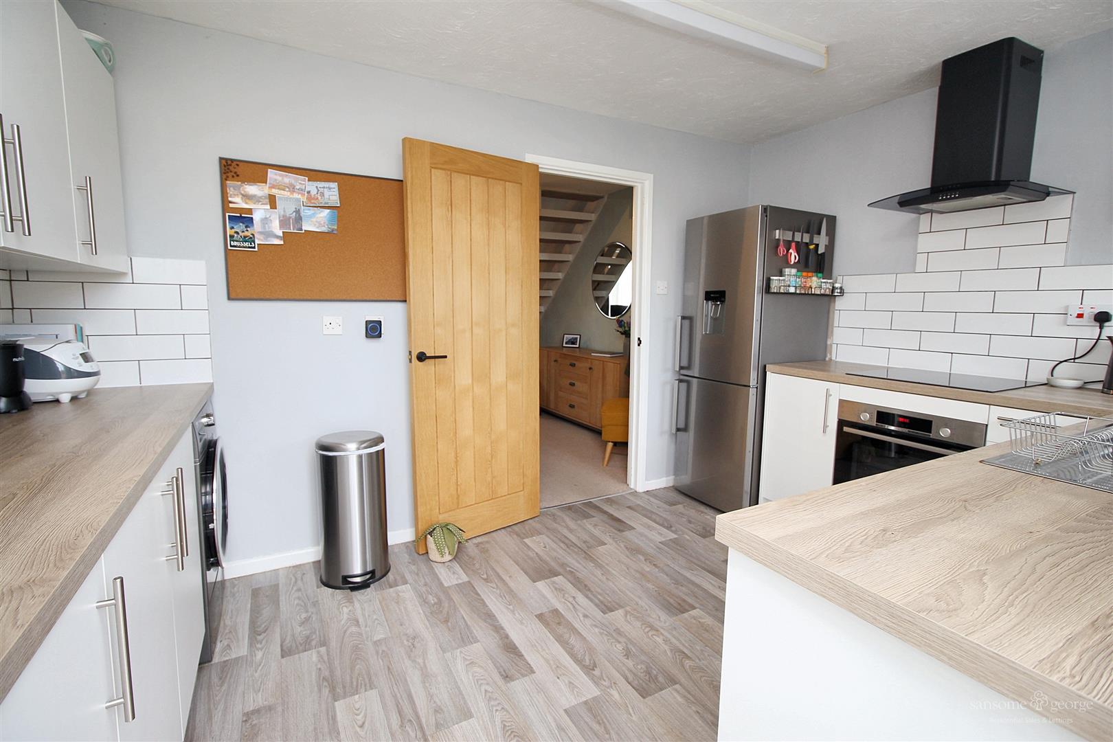 Sharnwood Drive, Calcot, Reading